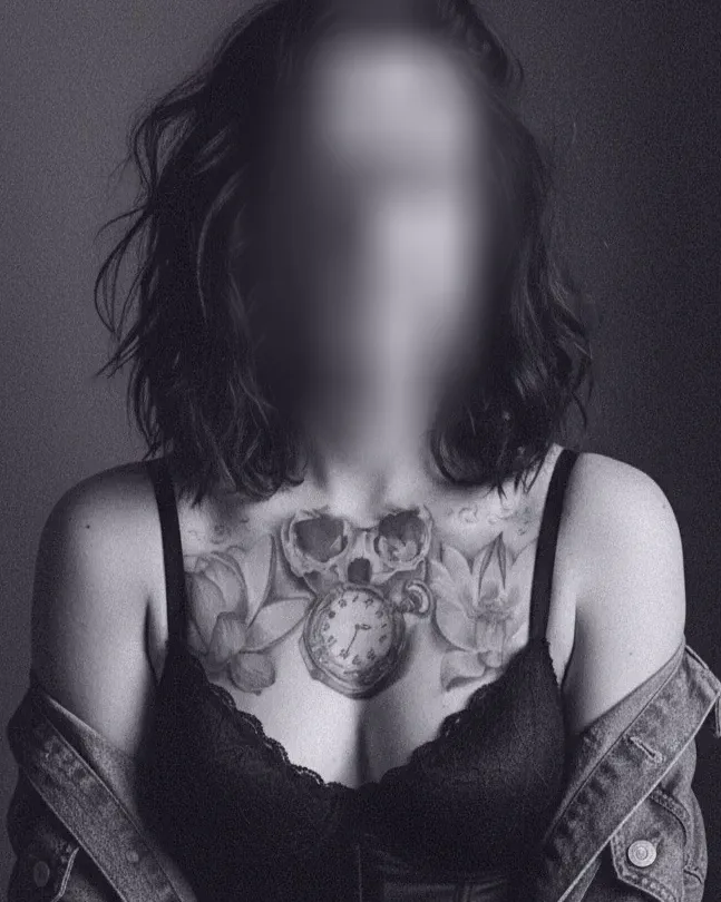 Ellie, 34