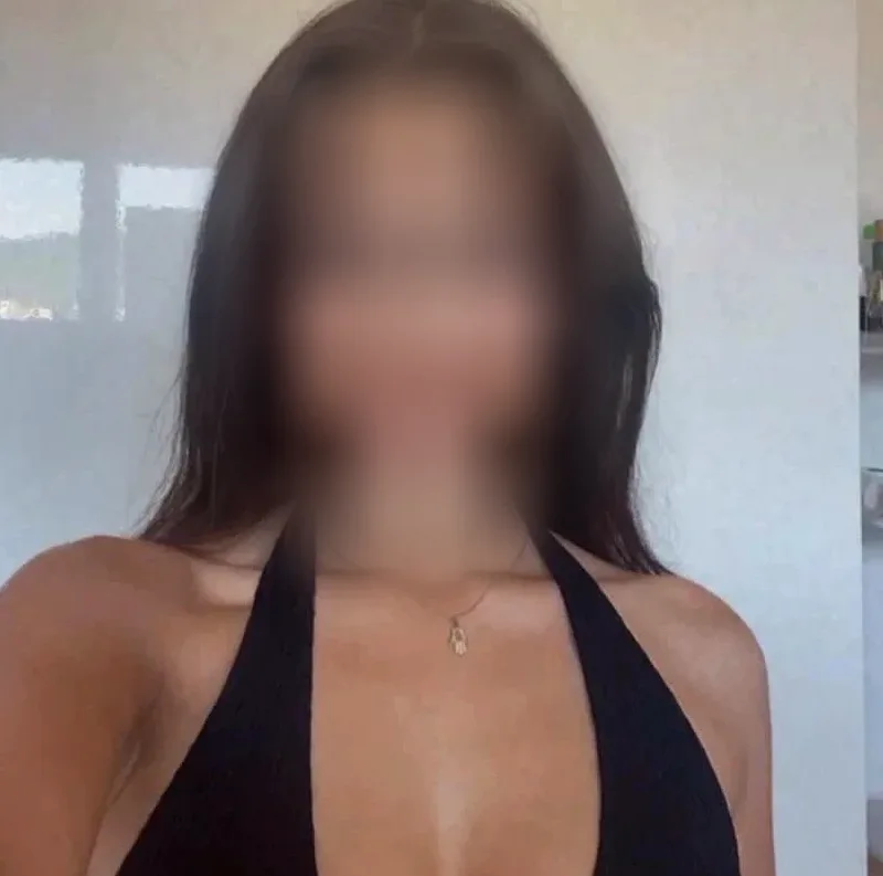 Victoria, 23