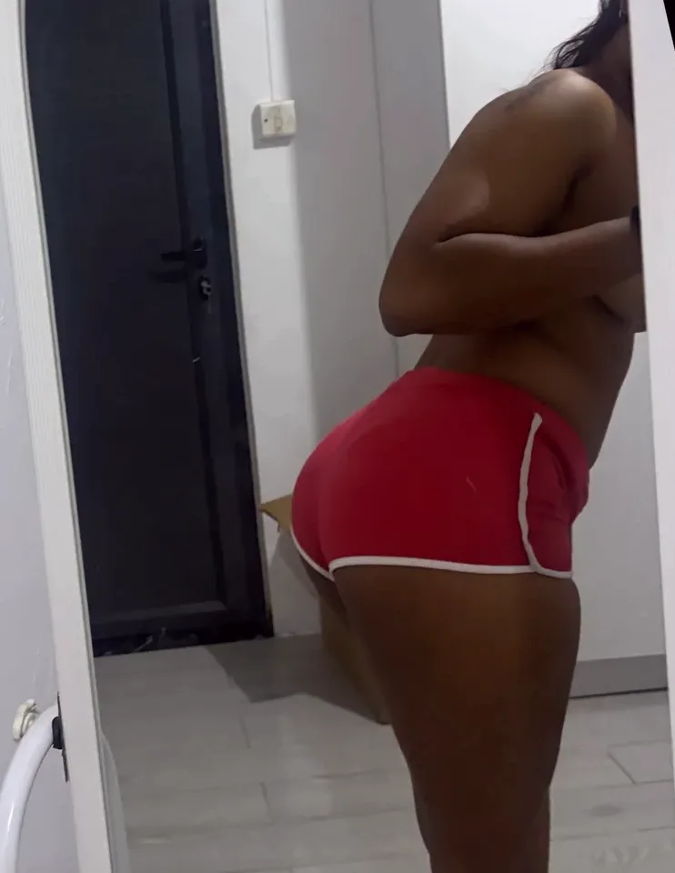 Zainab, 28